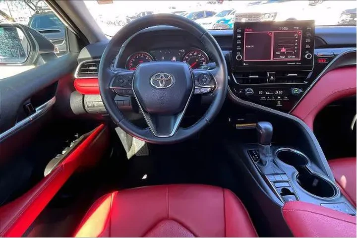 $24817 : Toyota Camry 2021 XSE 4dr Se image 6