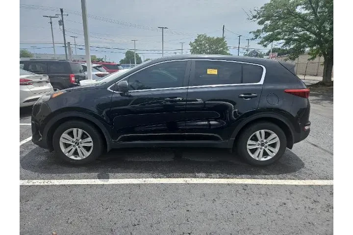 $13265 : Kia Sportage 2019 LX 4dr SUV image 4