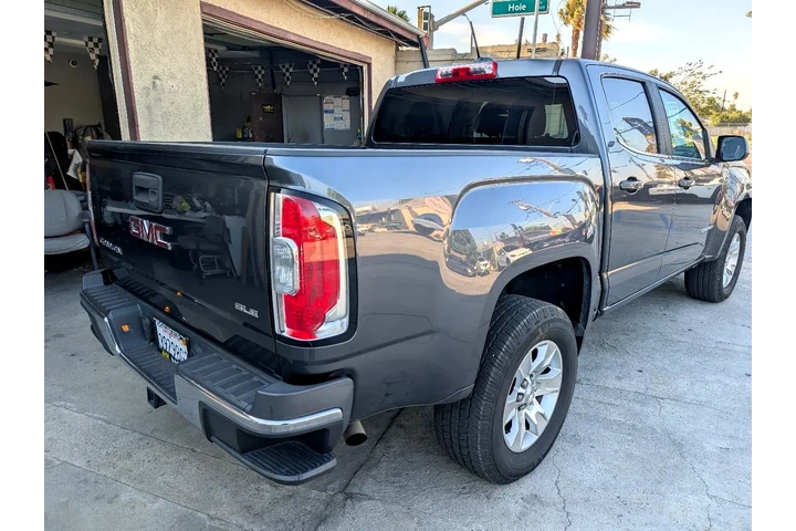 $15995 : 2017 GMC Canyon SLE Crew Cab image 4