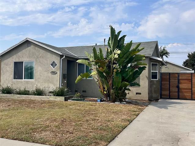 $2150 : READY FOR MOVE IN Downey image 1