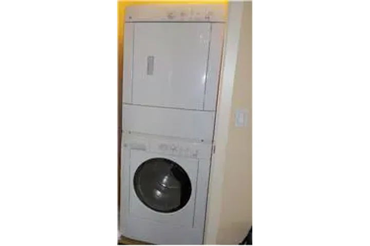 $2600 : Rental property with 1 bedro image 8