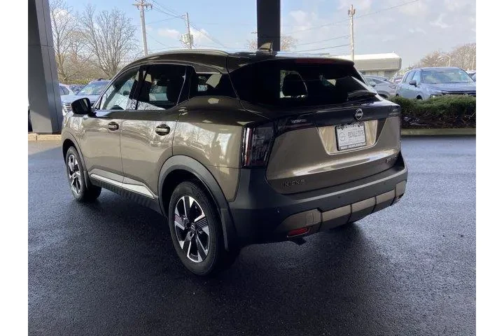 $21460 : Nissan Kicks 2025 AWD SR 4dr image 7