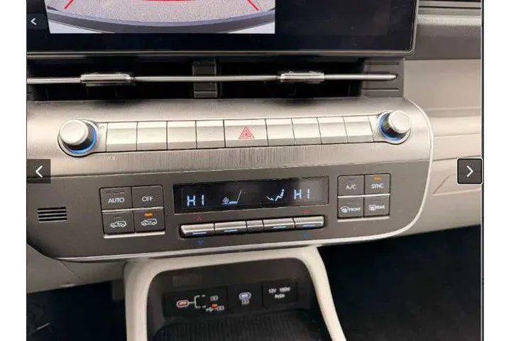 $24000 : Hyundai KONA 2025 AWD SEL 4d image 4