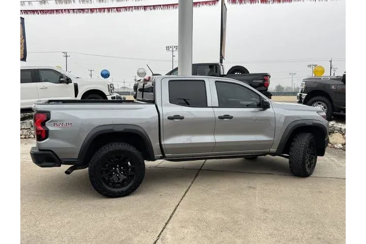 $30256 : Chevrolet Colorado 2023 4x4 image 5