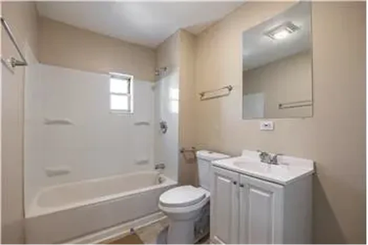 $1795 : Rental property with 0 bedro image 8