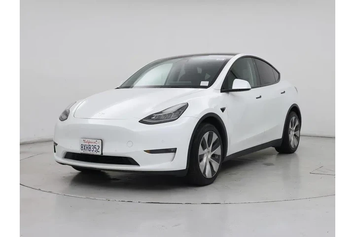 $29998 : Tesla Model Y 2021 AWD Long image 4