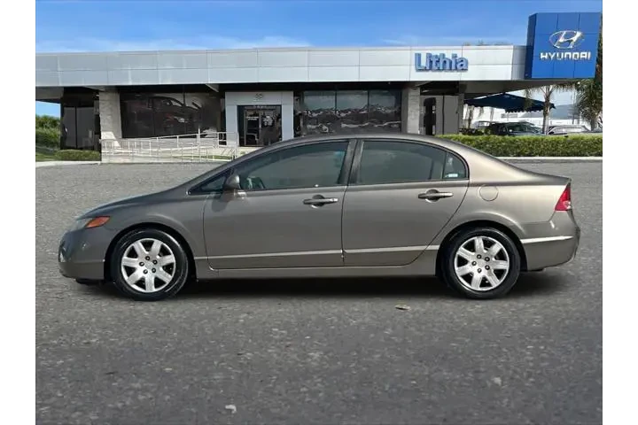 $10899 : Honda Civic 2008 LX 4dr Seda image 6
