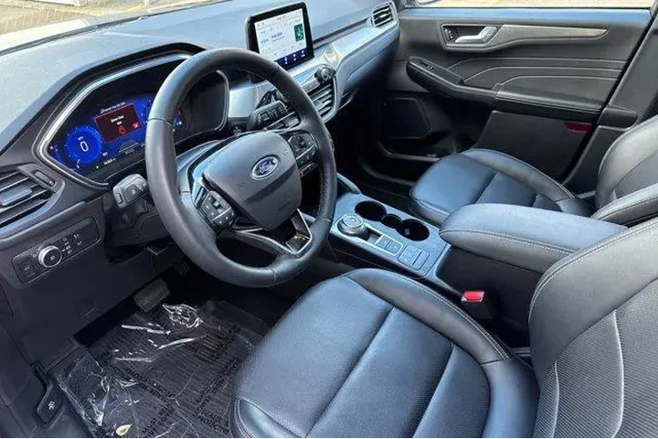 $26510 : Ford Escape 2022 AWD Titaniu image 10