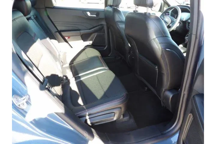 $23998 : Ford Escape 2025 ST-Line 4dr image 6