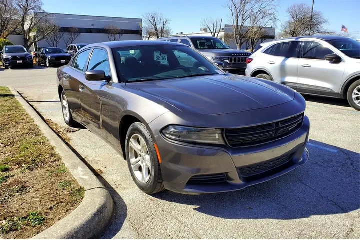 $23581 : Dodge Charger 2022 SXT 4dr S image 1
