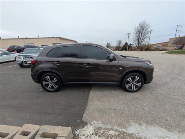 $11900 : 2020 Outlander Sport ES image 8