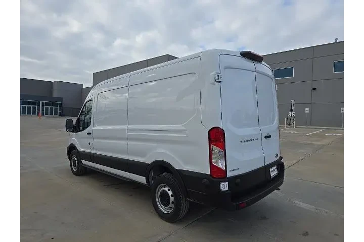 $32663 : Ford Transit 2024 250 3dr LW image 6