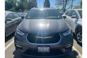 $17988 : Chrysler Pacifica 2021 Touri thumbnail