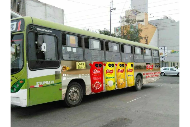 PON TU MARCA EN MOVIMIENTO image 2