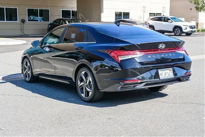 $21000 : Hyundai ELANTRA 2023 Limited image 7