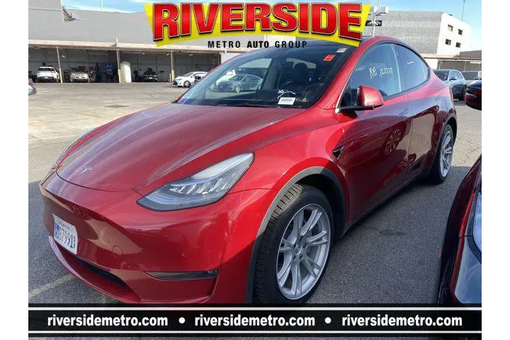 $23991 : Tesla Model Y 2021 AWD Long image 1