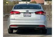 $11990 : Kia Forte 2017 LX 4dr Sedan thumbnail
