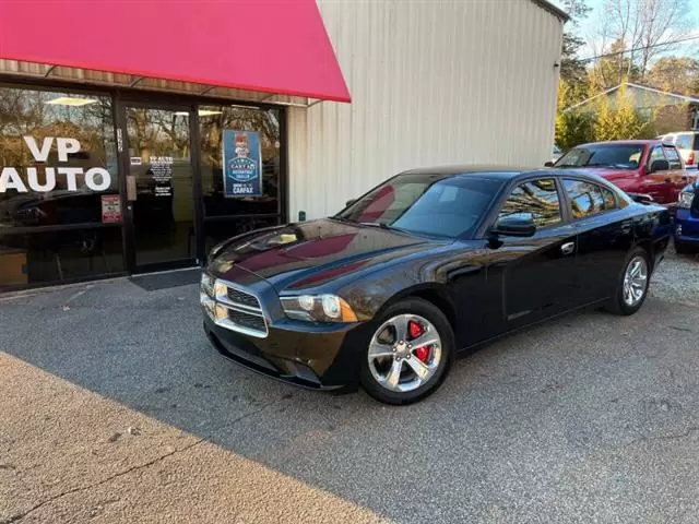 $8999 : 2013 Charger SE image 2