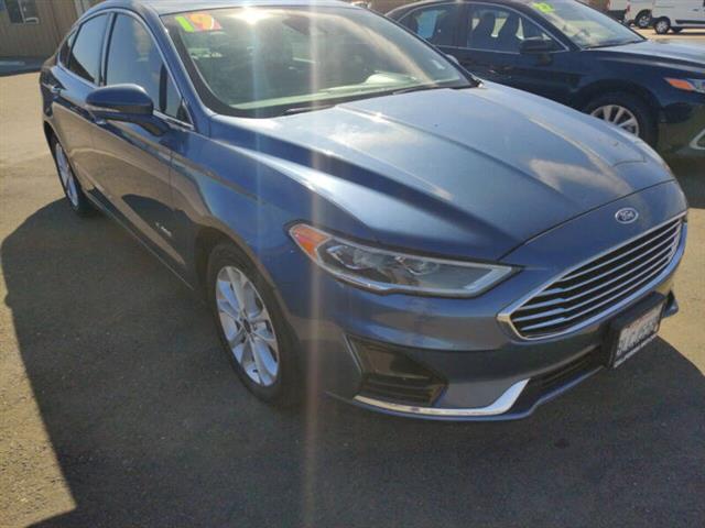 $17999 : 2019 Fusion Hybrid SEL image 7