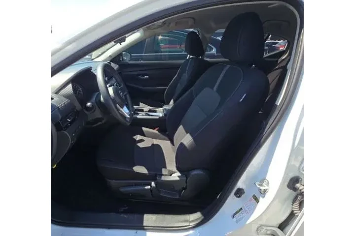 $17500 : Nissan Sentra 2023 SV 4dr Se image 5