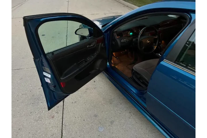 $3495 : 2010 Impala LT image 8