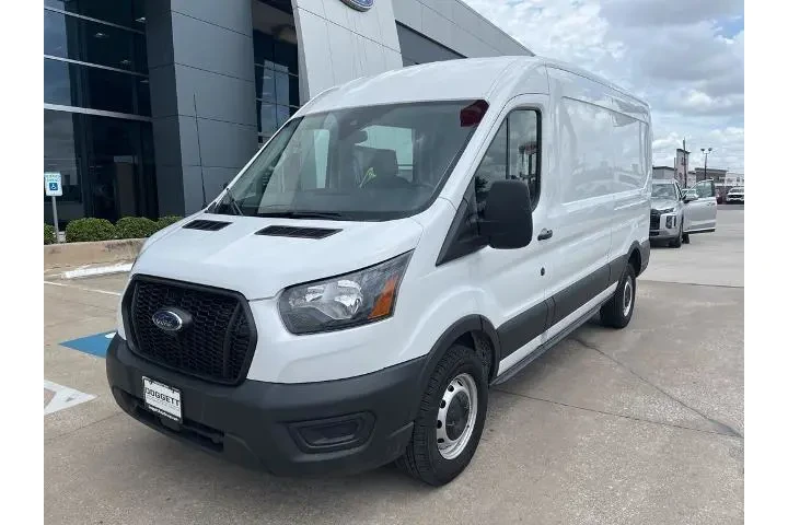 $34693 : Ford Transit 2023 250 3dr SW image 1