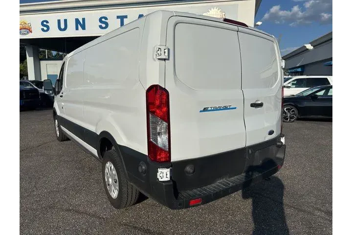 $27991 : Ford E-Transit 2023 350 3dr image 6