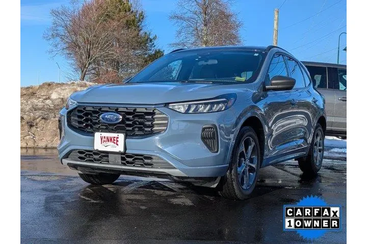 $25730 : Ford Escape 2024 AWD ST-Line image 6
