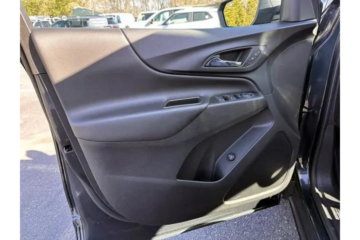 $21999 : Chevrolet Equinox 2023 4x4 L image 8