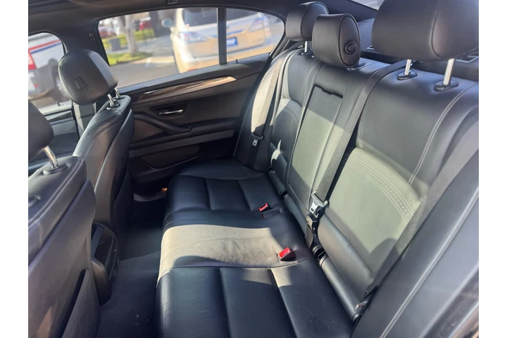 $15990 : 2015 BMW 535i image 10