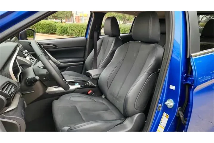 $24248 : Mitsubishi Eclipse Cross 202 image 10