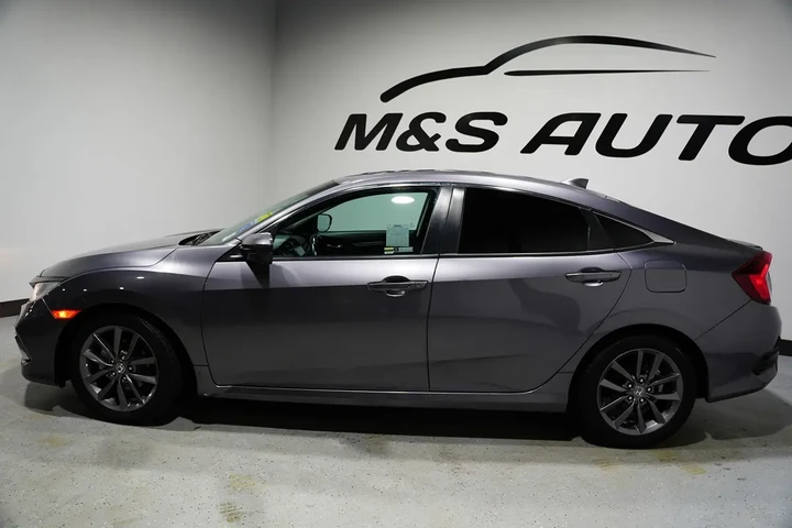 $18050 : 2021 Civic Sedan image 2