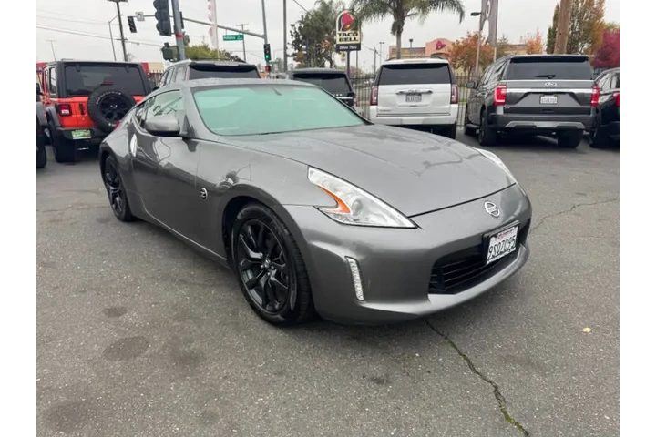 $17998 : 2017 370Z image 3