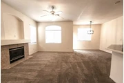 $950 : Lovely modern Spacious home thumbnail
