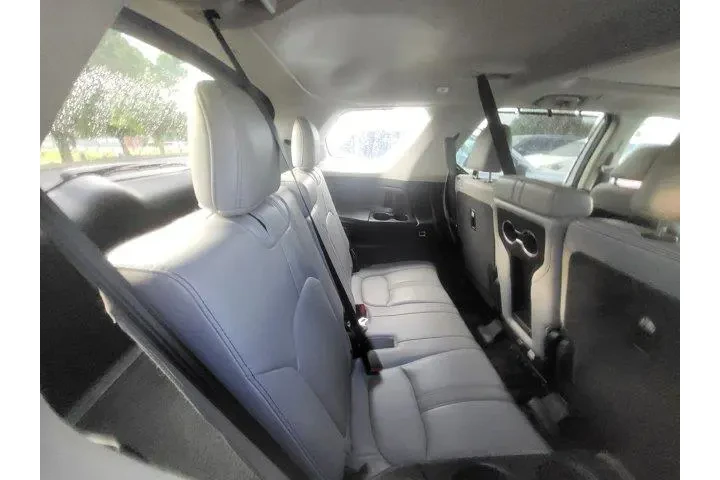 $38512 : Honda Pilot 2023 Touring 4dr image 9