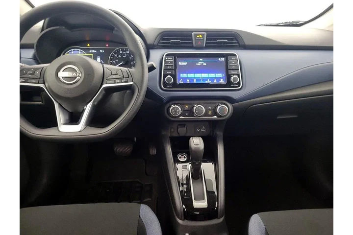 $18998 : Nissan Versa 2025 SV 4dr Sed image 9
