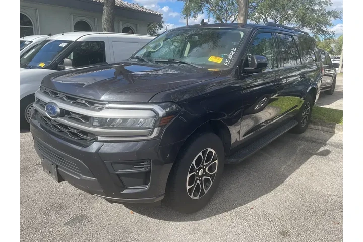 $35825 : Ford Expedition MAX 2024 4x2 image 1