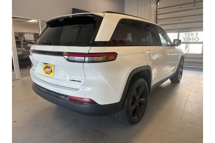 $29962 : Jeep Grand Cherokee 2023 4x4 image 6