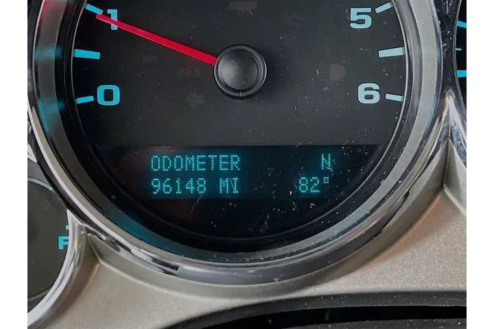 $23975 : GMC Sierra 1500 2013 4x4 SLE image 7