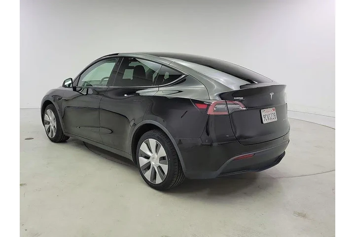 $28998 : Tesla Model Y 2022 AWD Long image 7