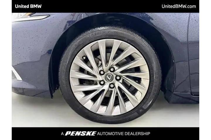 $26960 : Lexus ES 350 2019 Luxury 4dr image 2