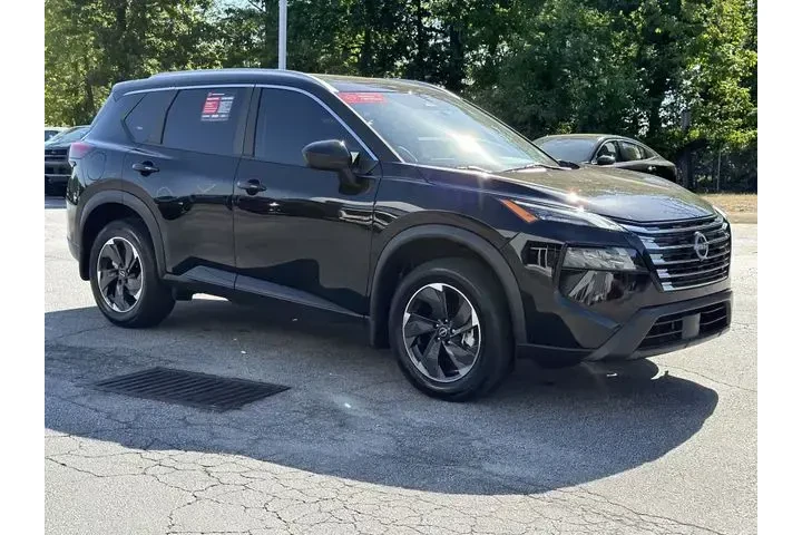 $22837 : Nissan Rogue 2024 SV 4dr Cro image 2