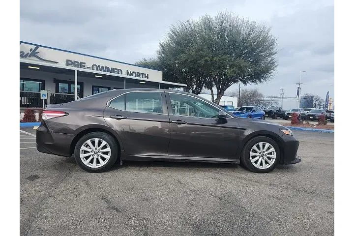 $18996 : Toyota Camry 2019 L 4dr Seda image 2