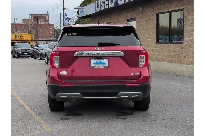 $23997 : Ford Explorer 2022 AWD XLT 4 image 4