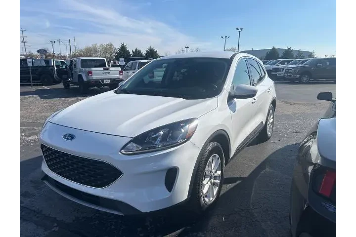 $15485 : Ford Escape 2020 AWD SE 4dr image 1