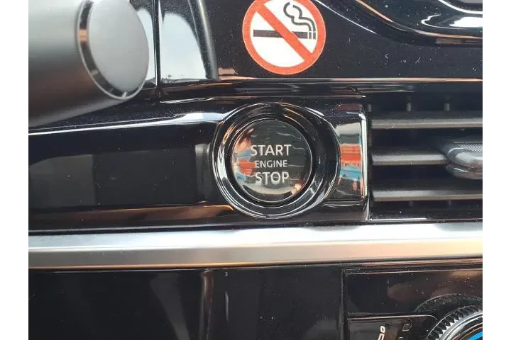 $30987 : Nissan Pathfinder 2025 SV 4d image 9