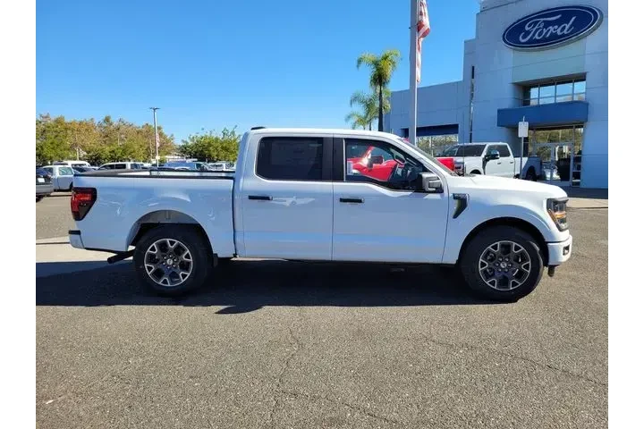 $38595 : Ford F-150 2024 4x2 STX 4dr image 9