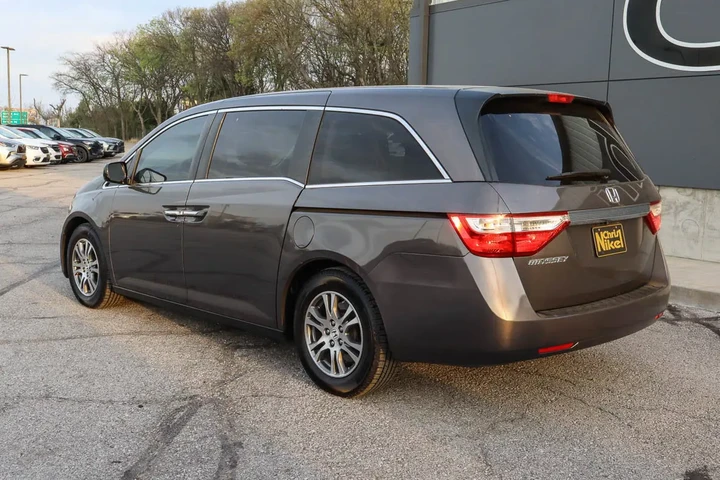 $8949 : 2013 Odyssey 5dr EX image 6