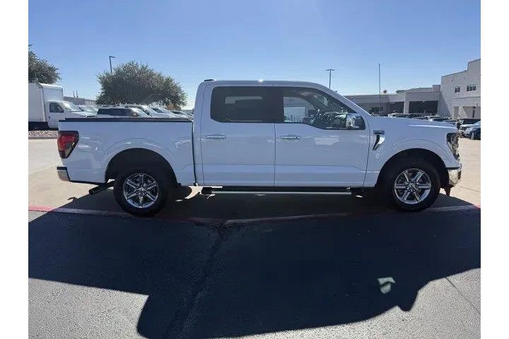 $38374 : Ford F-150 2024 4x2 XLT 4dr image 2