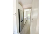 $1175 : Santa Ana Available 2 & 1 thumbnail